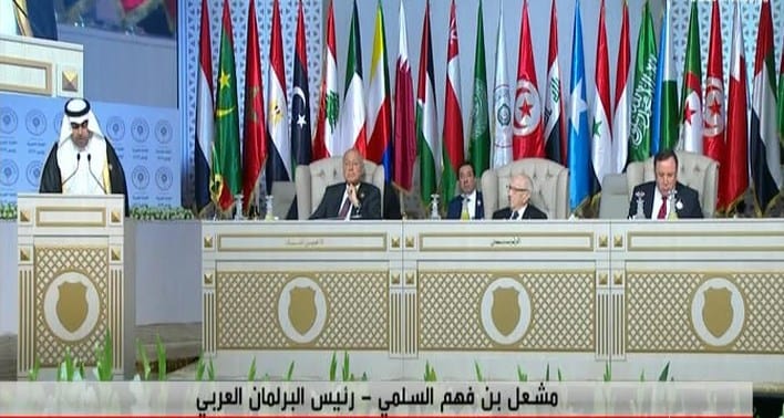 رئيس البرلمان العربي يدعو قمة تونس لإعتماد الوثيقة العربية لتعزيز التضامن ومواجهة التحديات