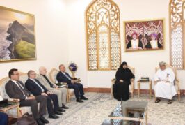 وزيرة الاتصالات العراقية تصل سلطنة عمان وتبحث مع نظيرها التعاون في قطاع الاتصالات وتكنلوجيا المعلومات